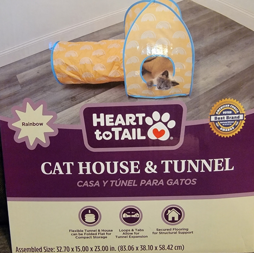 Cat house and tunnel